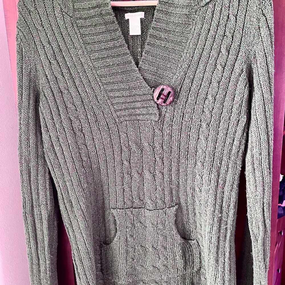 Maurices Women's Olive V-Neck Cable Knit Sweater